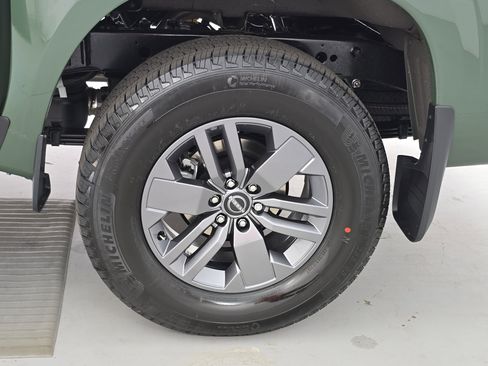 New 2026 Nissan Frontier SV w/ Tow Package image 32