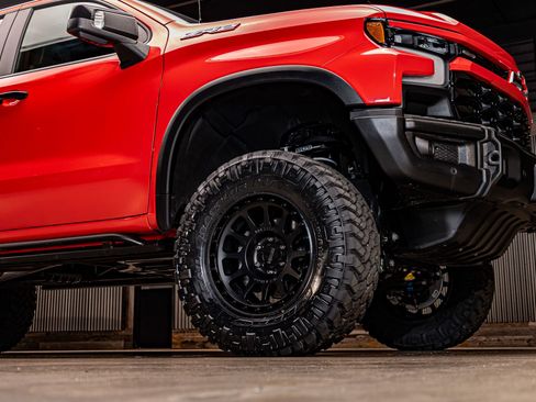 Used 2025 Chevrolet Silverado 1500 ZR2 w/ ZR2 Bison Edition image 16