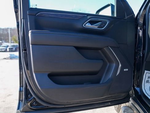 Used 2022 Chevrolet Tahoe Z71 w/ Luxury Package image 19
