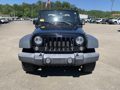 Used 2016 Jeep Wrangler Sport w/ Quick Order Package 24S AWD/4WD image 15