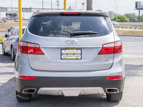 Used 2016 Hyundai Santa Fe SE image 6