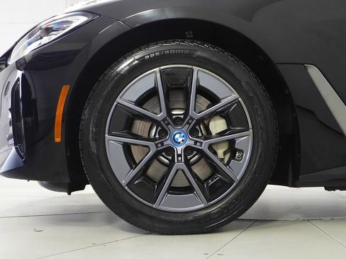 Used 2023 BMW i4 eDrive35 RWD image 5