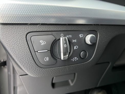 Certified 2025 Audi Q5 Prestige w/ Prestige Package image 22