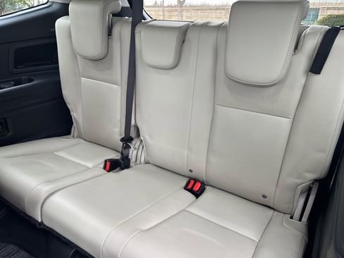 Used 2023 Subaru Ascent Limited image 12