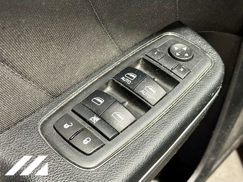 Used 2018 Dodge Charger GT AWD/4WD image 19