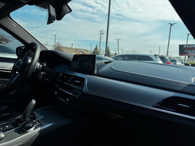 Used 2019 BMW M550i xDrive AWD/4WD image 19
