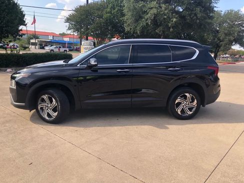 Used 2023 Hyundai Santa Fe SEL w/ Cargo Package AWD/4WD image 2