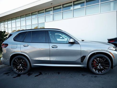 New 2026 BMW X5 xDrive40i w/ M Sport Package image 4