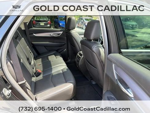 Used 2017 Cadillac XT5 Luxury w/ Driver Awareness Package AWD/4WD image 8