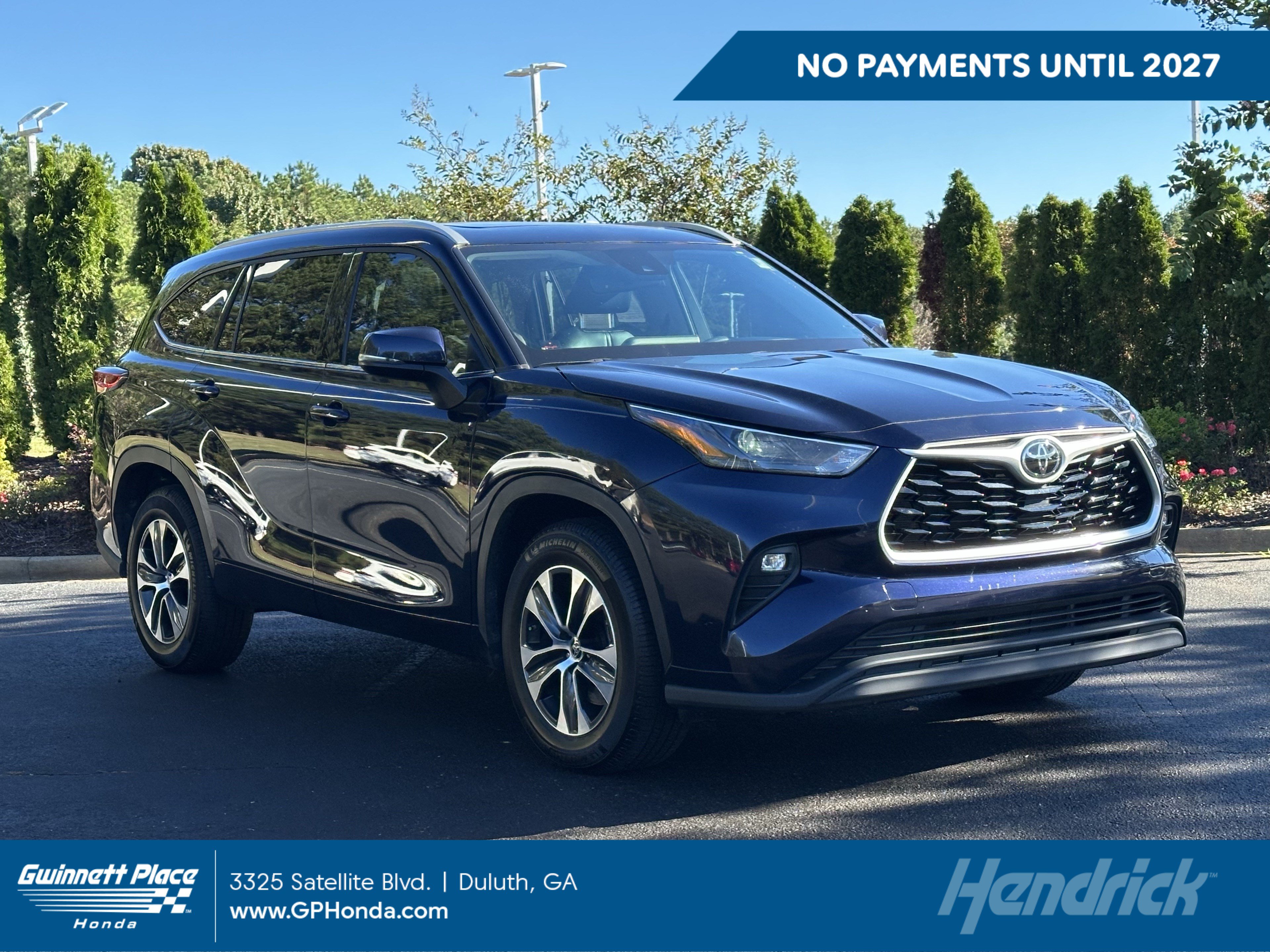 Used 2022 Toyota Highlander XLE FWD image 1