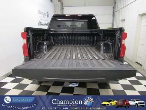 Used 2023 Chevrolet Silverado 1500 LT Trail Boss image 16