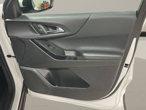 Used 2025 Chevrolet Equinox LT w/ Convenience Package II AWD/4WD image 34