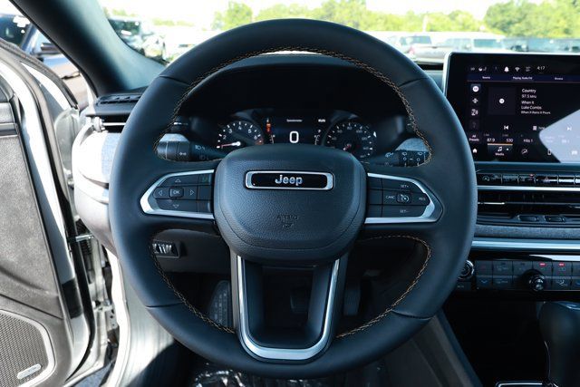 New 2026 Jeep Compass Latitude AWD/4WD image 11