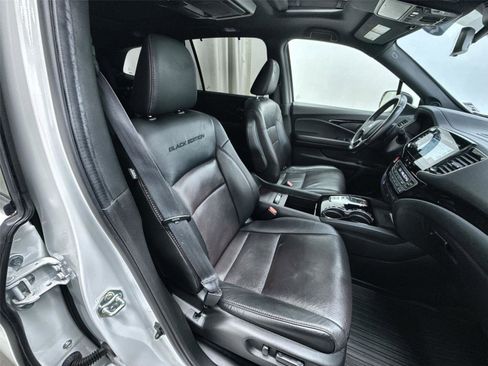 Used 2021 Honda Pilot Black Edition image 34