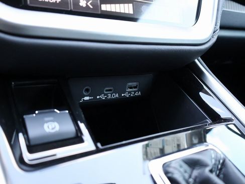 New 2025 Subaru Legacy Premium image 36