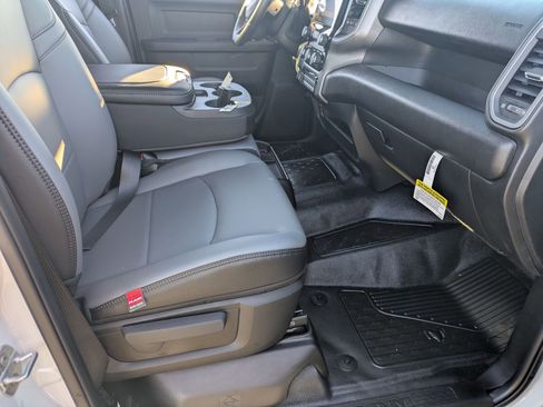 New 2026 RAM 3500 Tradesman w/ Chrome Appearance Group image 31