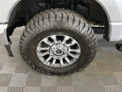 Used 2024 Ford F350 XLT AWD/4WD image 26