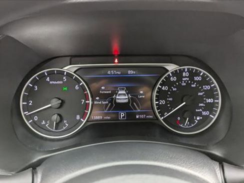 Used 2025 Nissan Sentra SV image 24