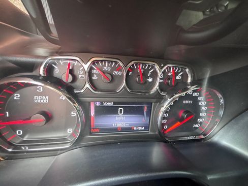 Used 2015 GMC Sierra 1500 SLE w/ SLE Value Package AWD/4WD image 8