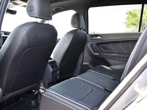 Used 2022 Volkswagen Tiguan SEL R-Line AWD/4WD image 22