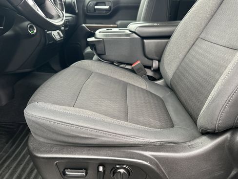 Used 2019 Chevrolet Silverado 1500 LT w/ Texas Edition image 10