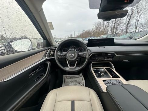 Certified 2025 MAZDA CX-90 3.3 Turbo w/ Preferred Package image 16