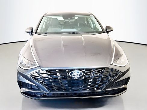 Used 2020 Hyundai Sonata SEL FWD image 2