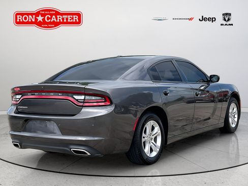 Certified 2022 Dodge Charger SXT w/ Leather Interior Group RWD image 6