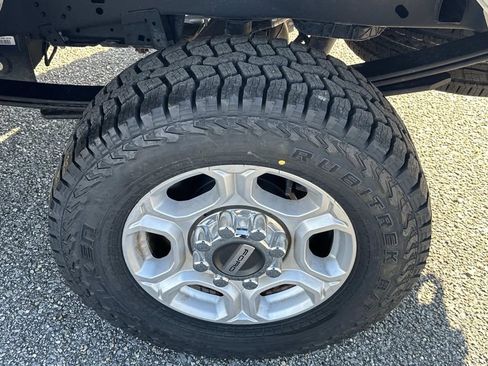Used 2025 Ford F250 XLT AWD/4WD image 6