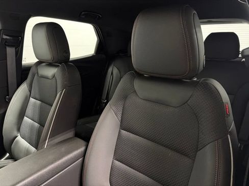 Used 2023 Chevrolet TrailBlazer RS w/ Convenience Package AWD/4WD image 14