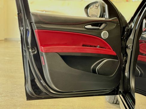 Used 2018 Alfa Romeo Stelvio Quadrifoglio w/ Driver Assist Dynamic Package image 48