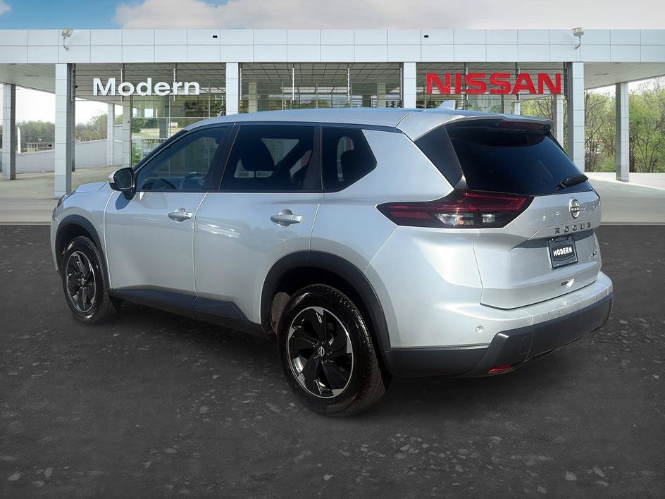 Certified 2025 Nissan Rogue SV AWD/4WD image 3
