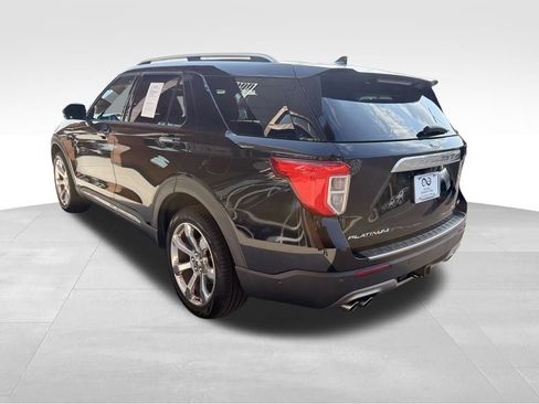Used 2020 Ford Explorer Platinum w/ Premium Technology Package AWD/4WD image 5