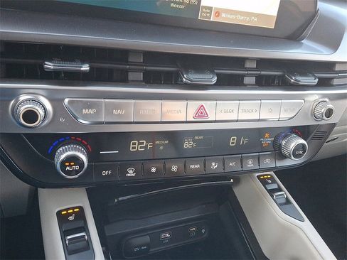 Used 2024 Kia Telluride S w/ S Sunroof Package image 17