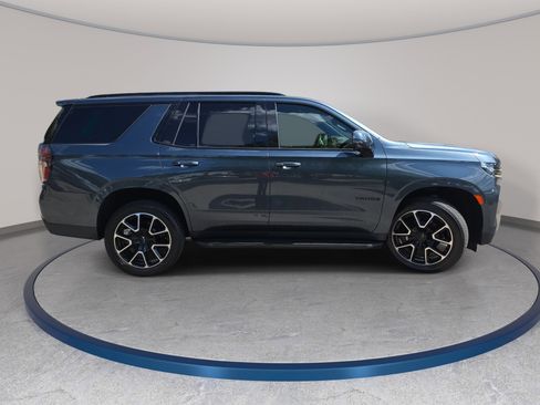 Used 2021 Chevrolet Tahoe RST w/ Luxury Package AWD/4WD image 4