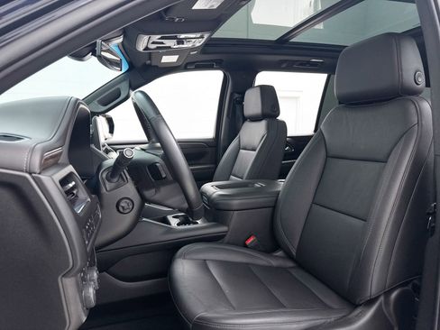 Used 2022 Chevrolet Tahoe Z71 w/ Luxury Package image 21