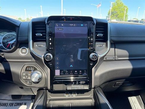 New 2026 RAM 1500 Laramie AWD/4WD image 14