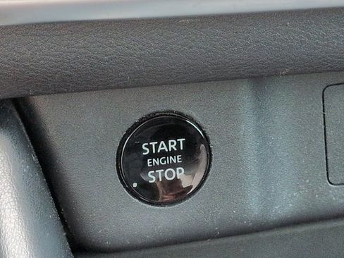 Used 2024 Nissan Rogue Platinum w/ Platinum Premium Package FWD image 31