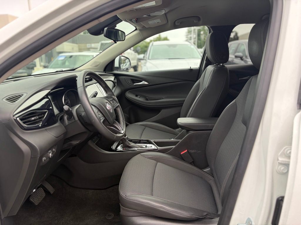 Used 2023 Buick Encore GX Select w/ Safety Package II AWD/4WD image 19