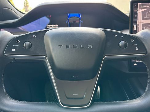 Used 2023 Tesla Model S Standard Range image 29