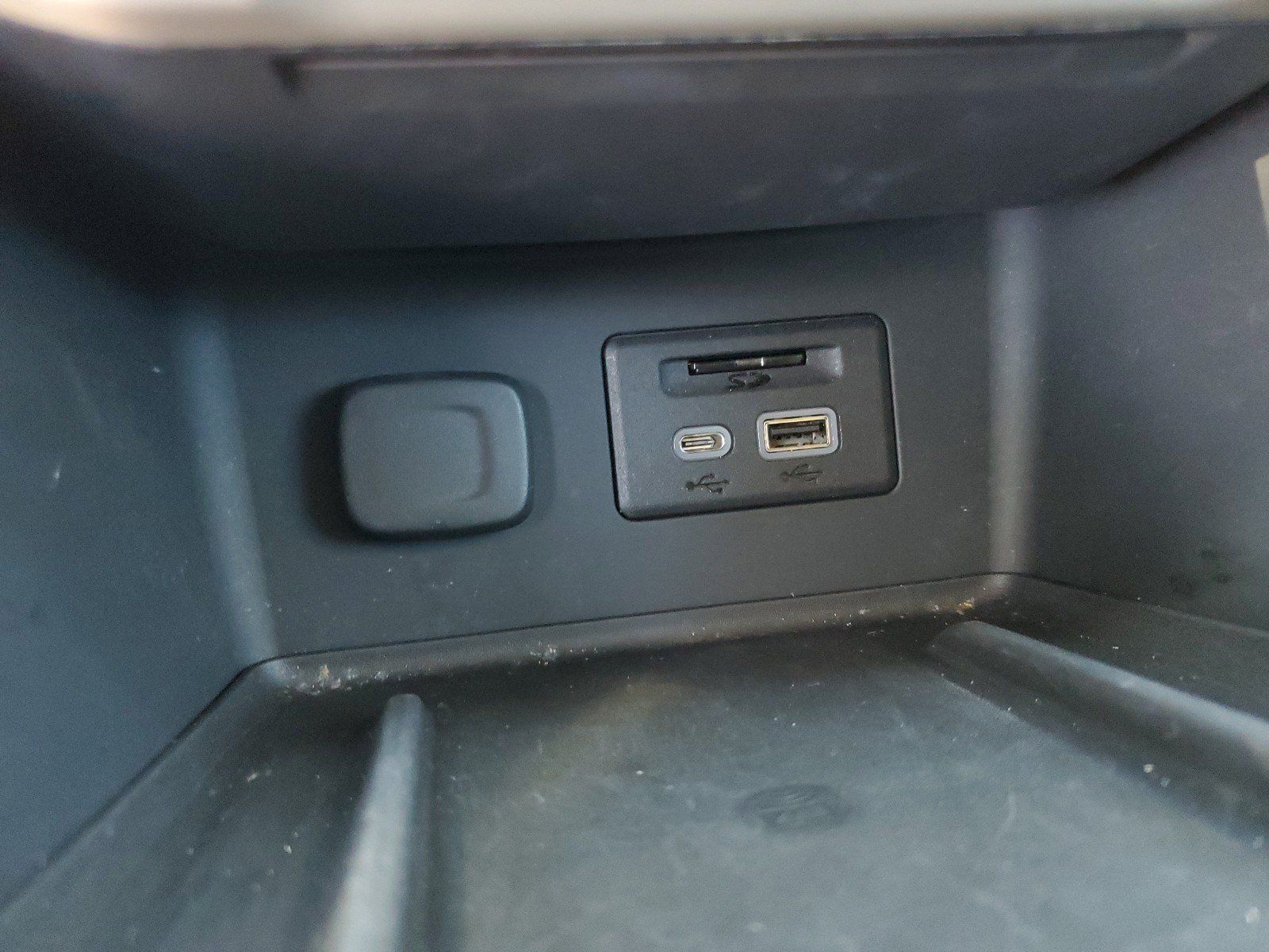 Used 2021 GMC Acadia Denali FWD image 23