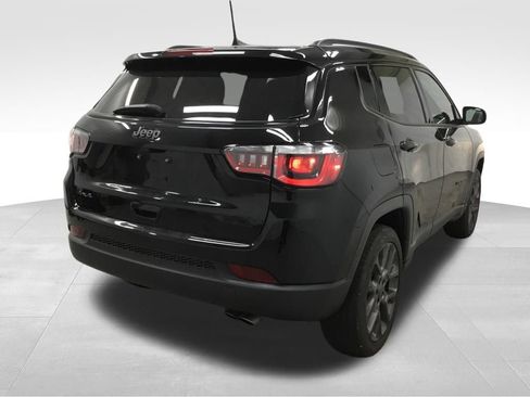 Used 2021 Jeep Compass Latitude AWD/4WD image 15