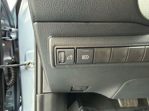 Certified 2023 Toyota Corolla SE image 23