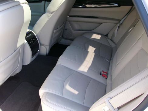 Used 2017 Cadillac CT6 3.6 AWD image 9