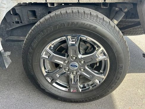 Used 2023 Ford F150 XLT w/ Equipment Group 301A Mid RWD image 16