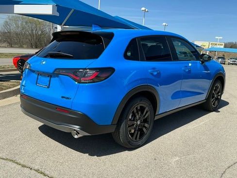 New 2026 Honda HR-V Sport image 3