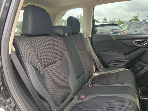 Used 2020 Subaru Forester Premium image 21