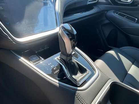 New 2025 Subaru Outback Touring XT image 21