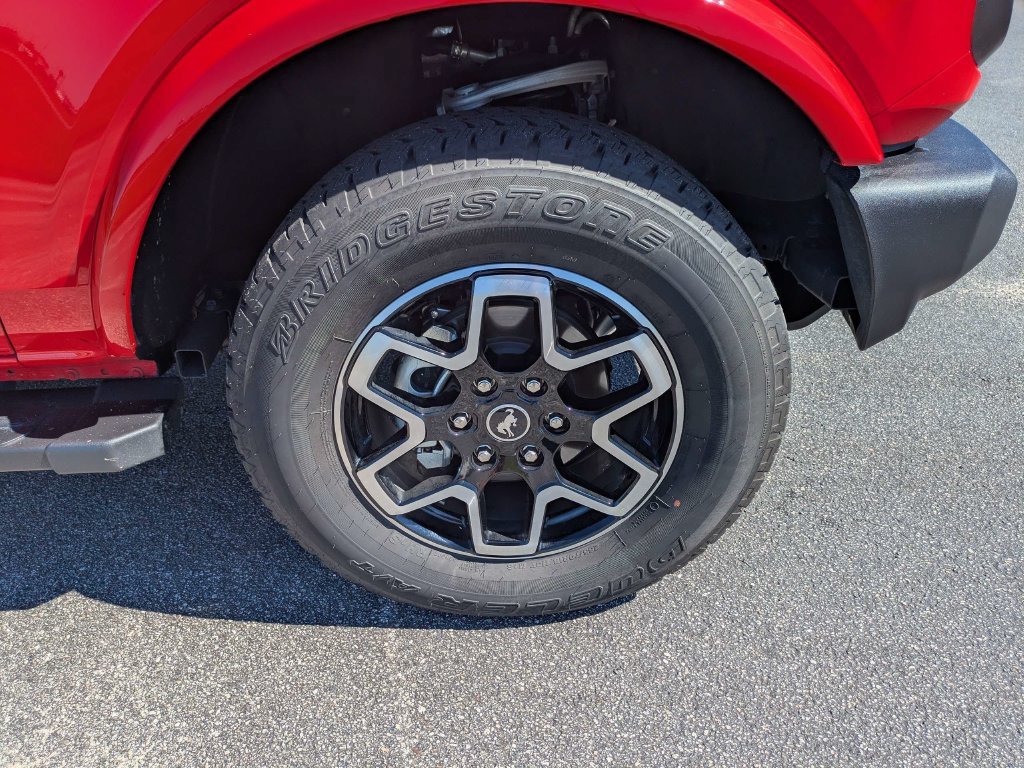 Used 2024 Ford Bronco Outer Banks AWD/4WD image 11