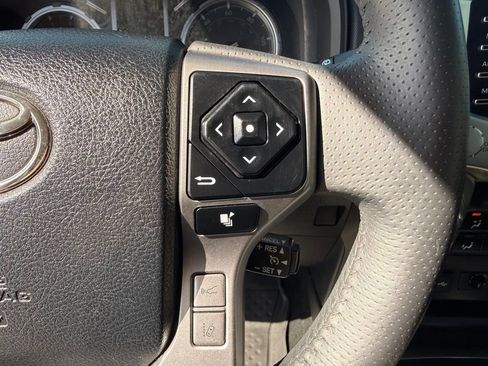 Used 2022 Toyota 4Runner Limited AWD/4WD image 20